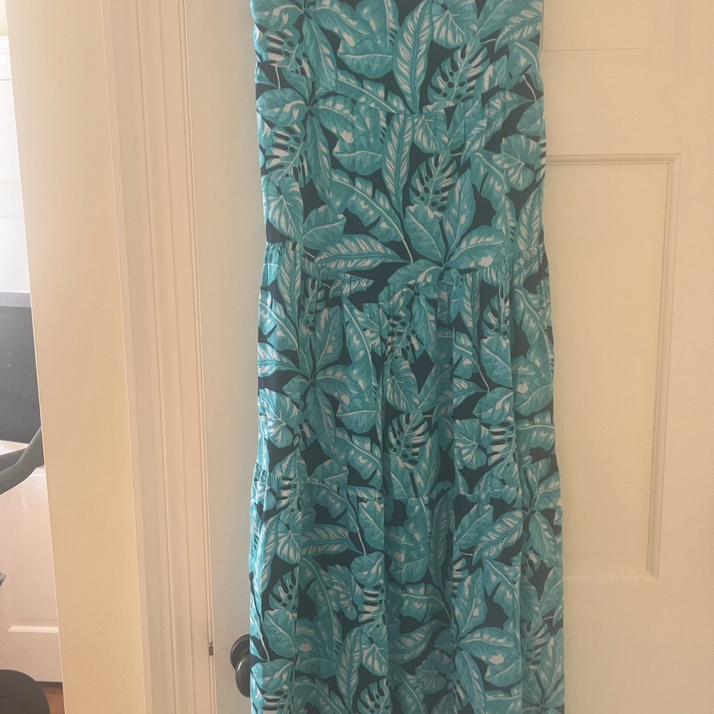 Kenny Flowers L Tropical Leaf Print Strapless Maxi Dress